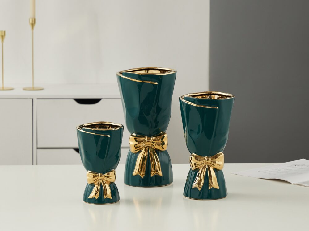 Wazon złota kokarda — ceramiczny, biały